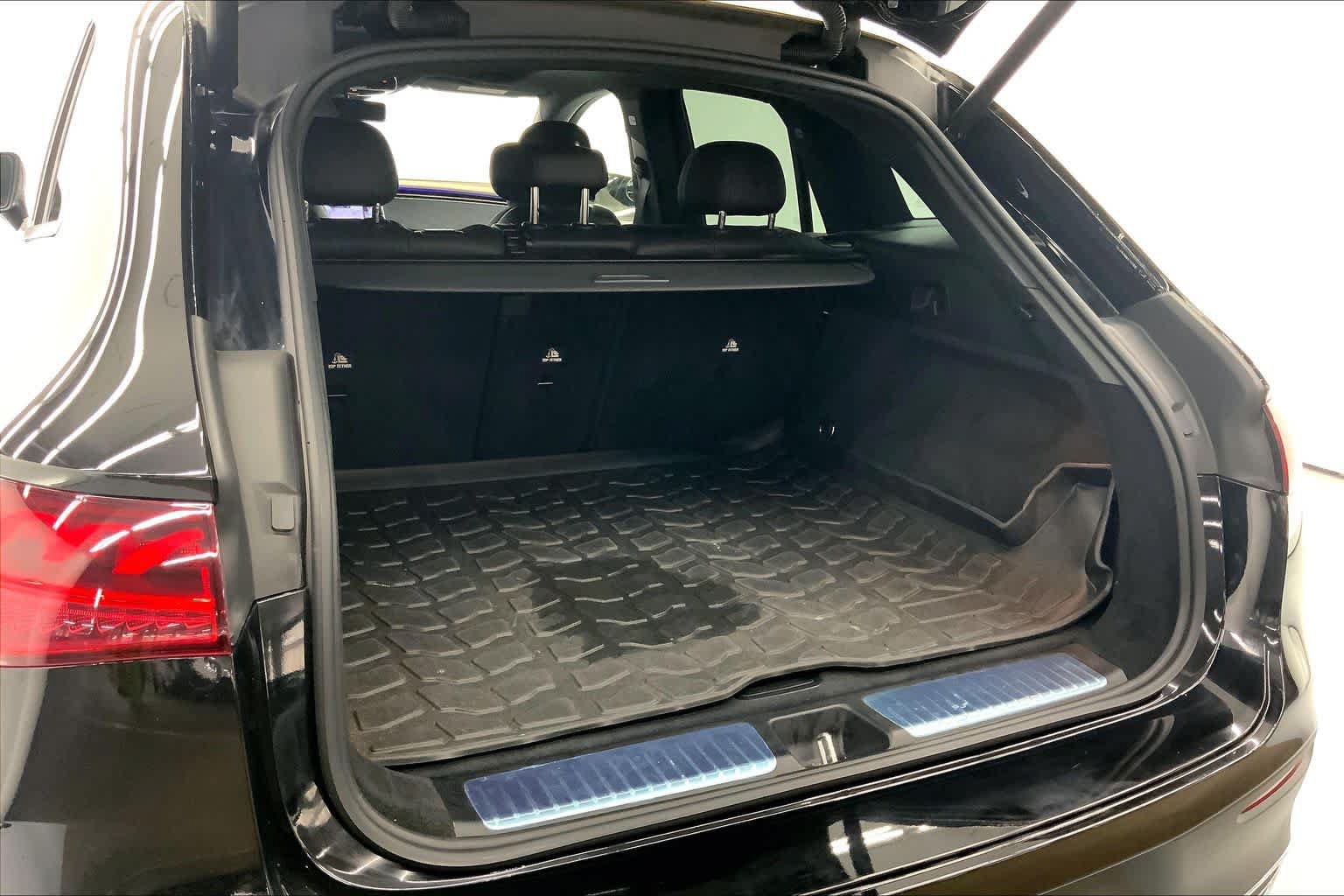 Used 2023 Mercedes-Benz EQE 350+ SUV image 15