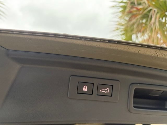 Used 2024 Subaru Forester Touring AWD/4WD image 25