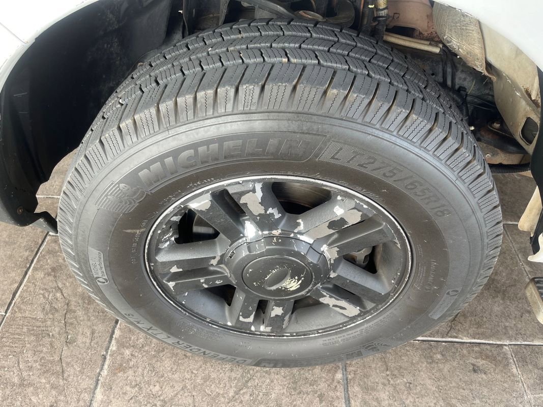 Used 2012 Ford Expedition XL image 25