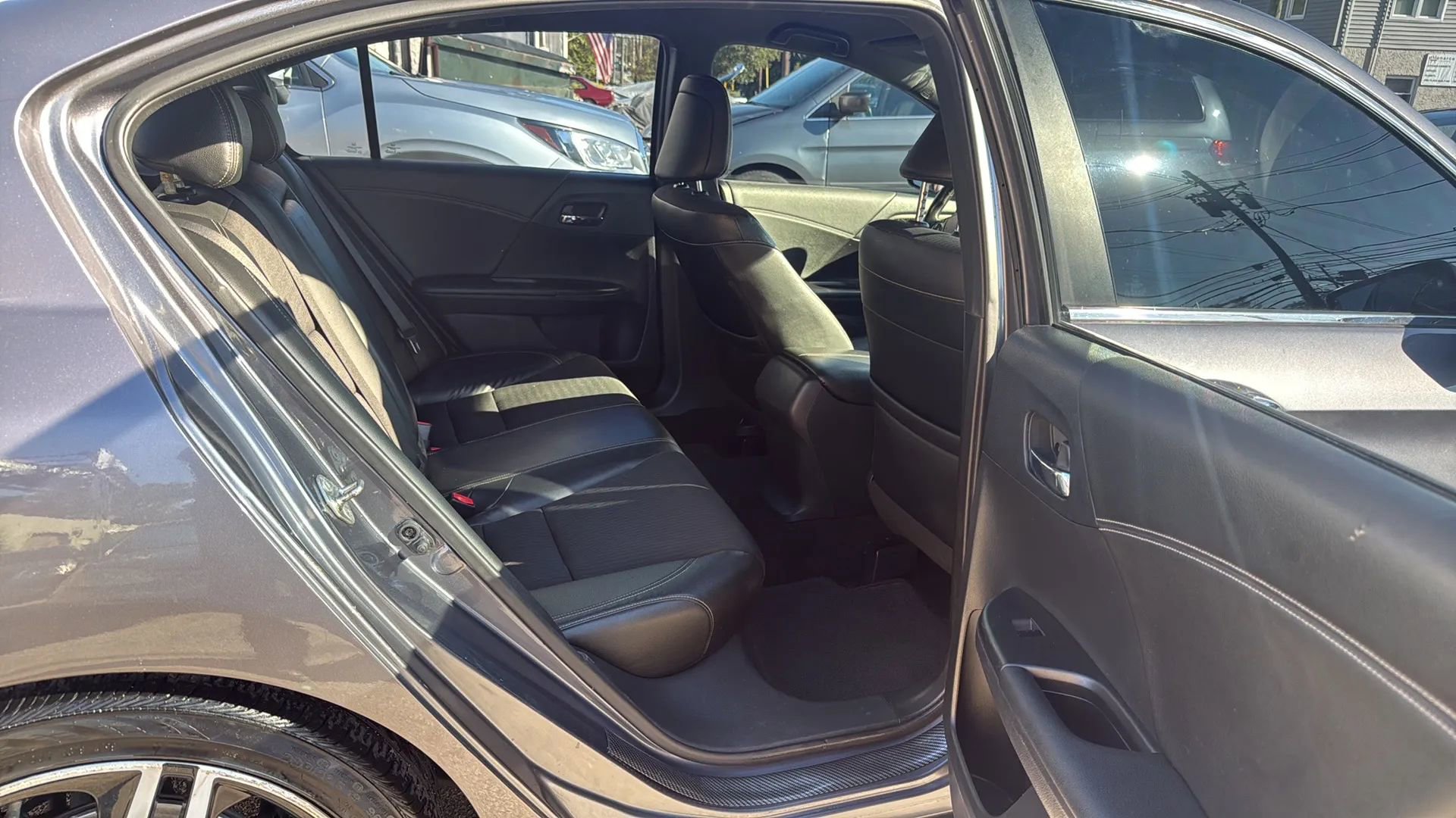 Used 2017 Honda Accord Sport image 26