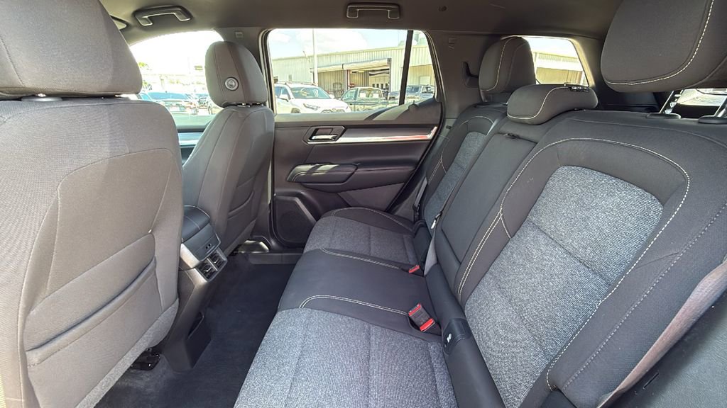 Used 2025 GMC Terrain Elevation FWD image 15