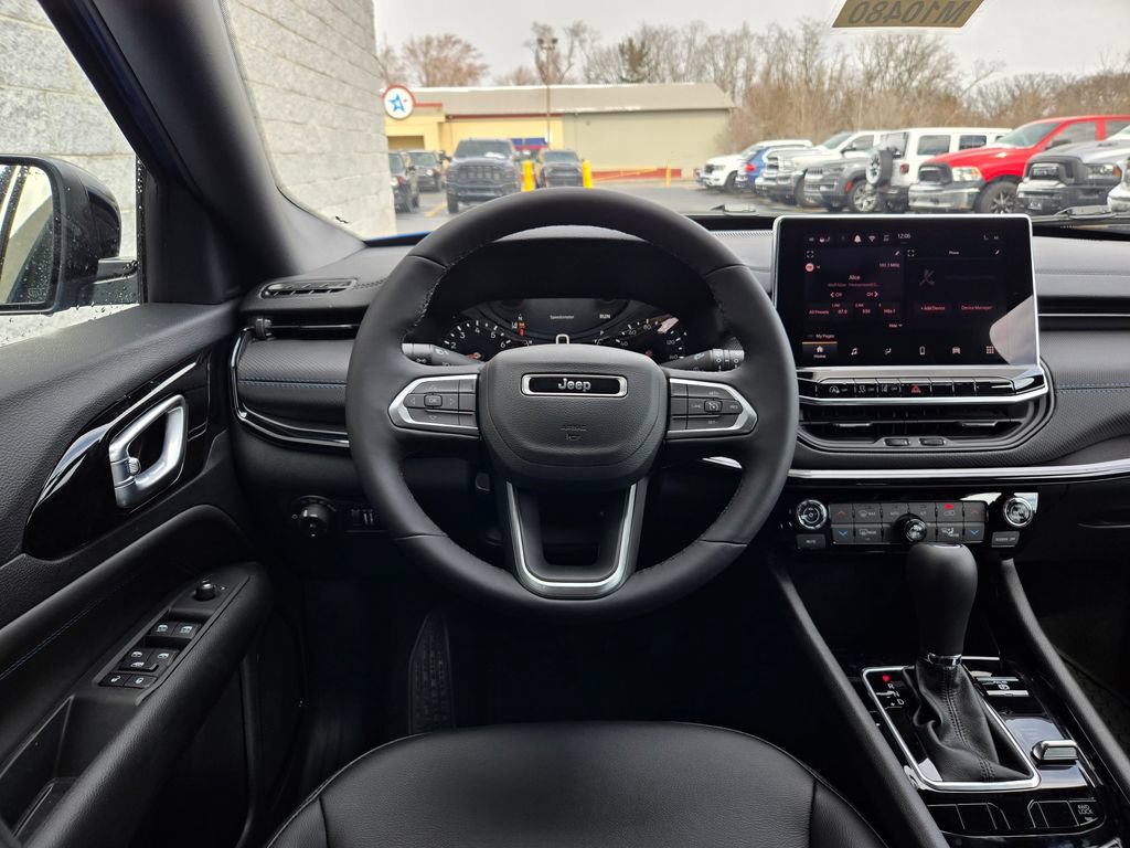 New 2026 Jeep Compass Latitude AWD/4WD image 32