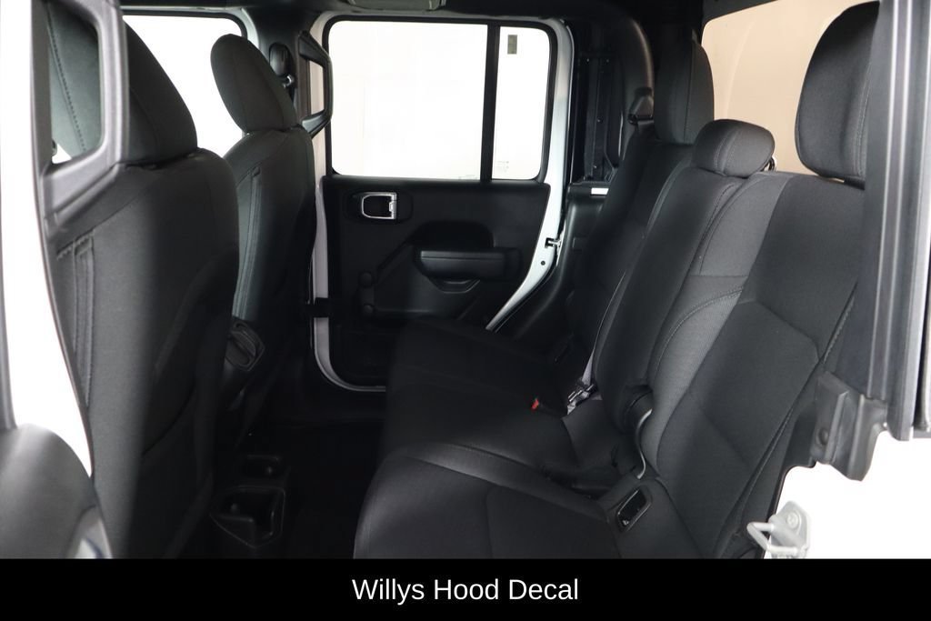 Used 2022 Jeep Gladiator Sport AWD/4WD image 16