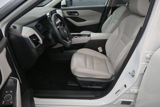 Used 2023 Nissan Rogue SL FWD image 14