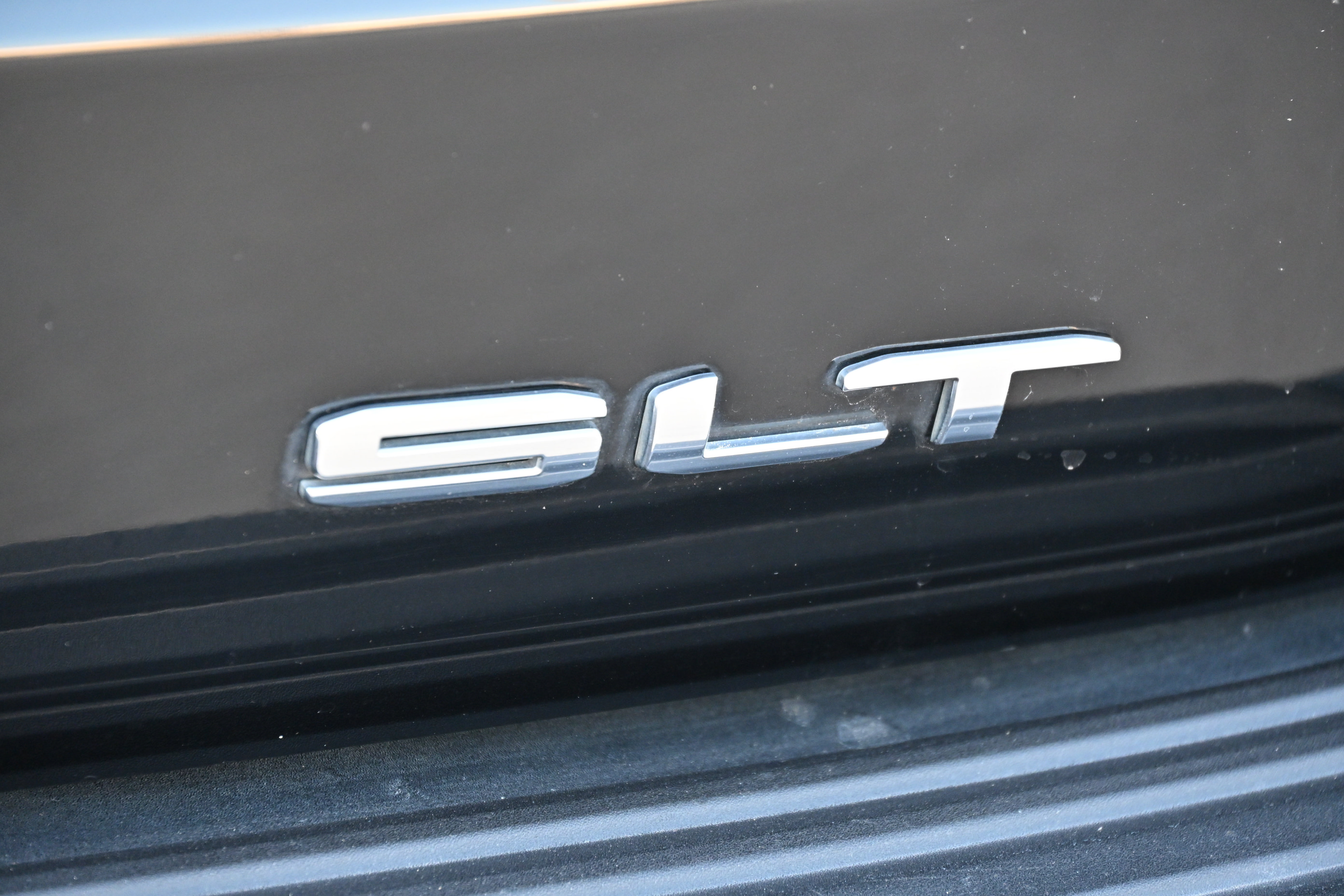 Used 2022 GMC Yukon SLT w/ SLT Premium Package AWD/4WD image 43