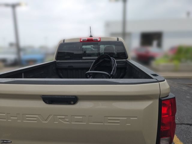 Used 2024 Chevrolet Colorado Trail Boss w/ Technology Package AWD/4WD image 38