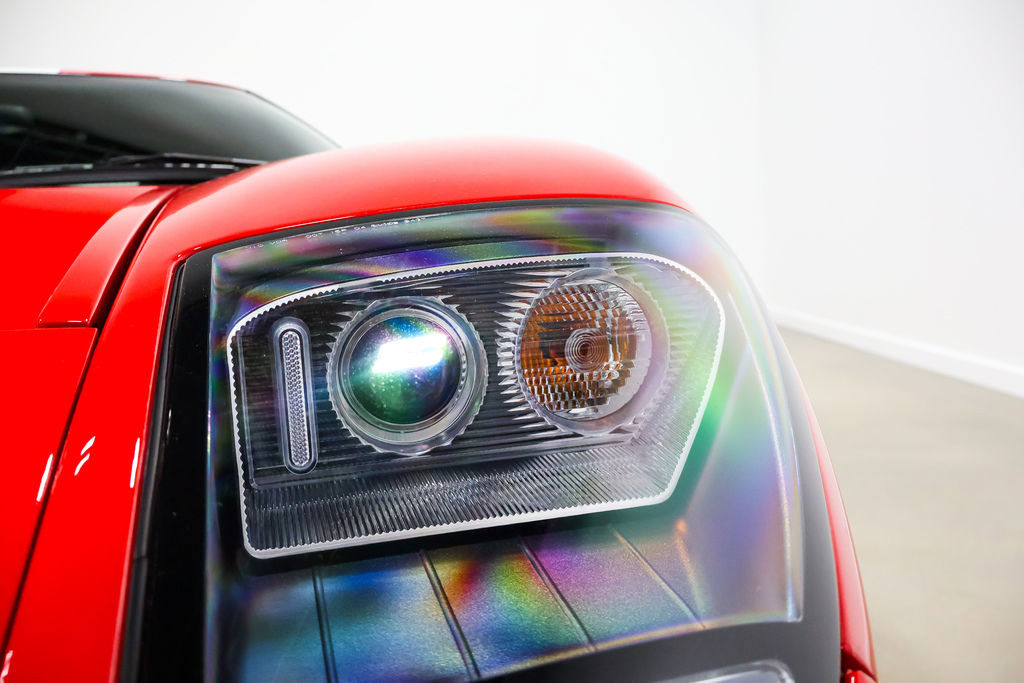 Used 2006 Ford GT RWD image 85