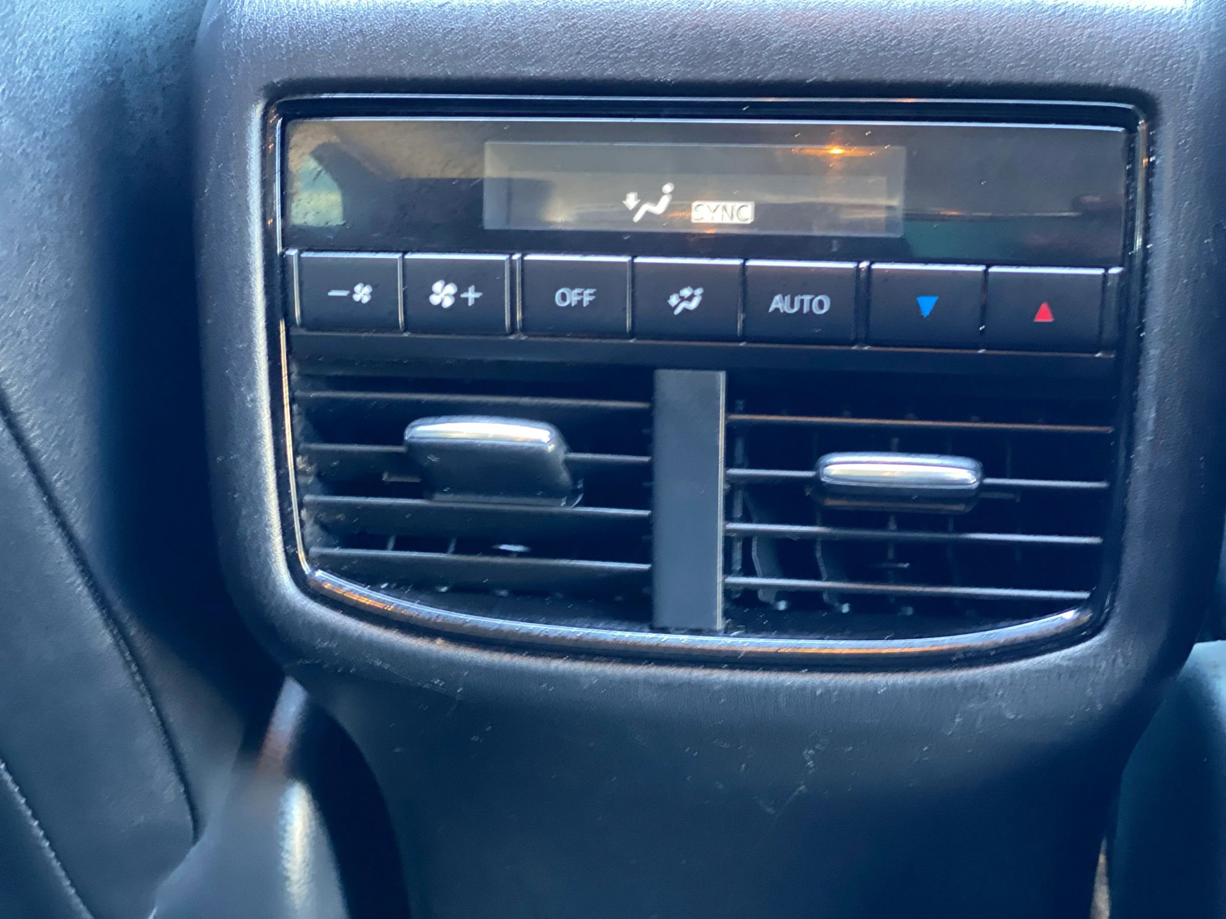 Used 2016 MAZDA CX-9 Touring FWD image 38