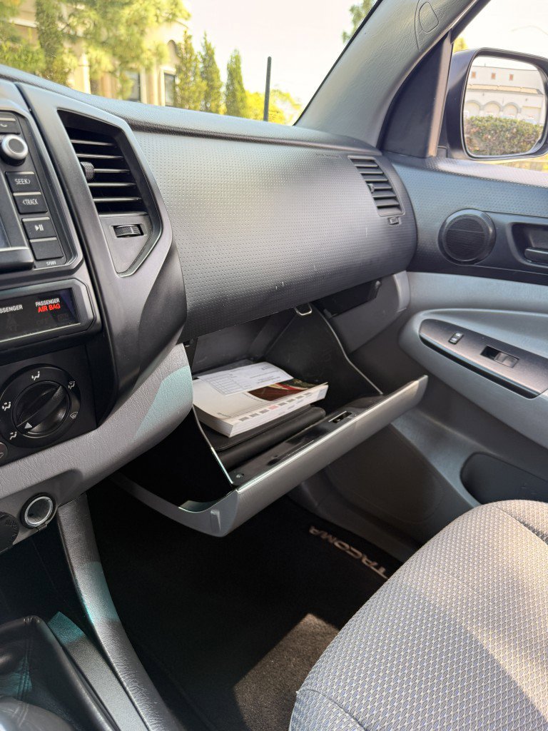 Used 2014 Toyota Tacoma 2WD Access Cab w/ Convenience Package image 28