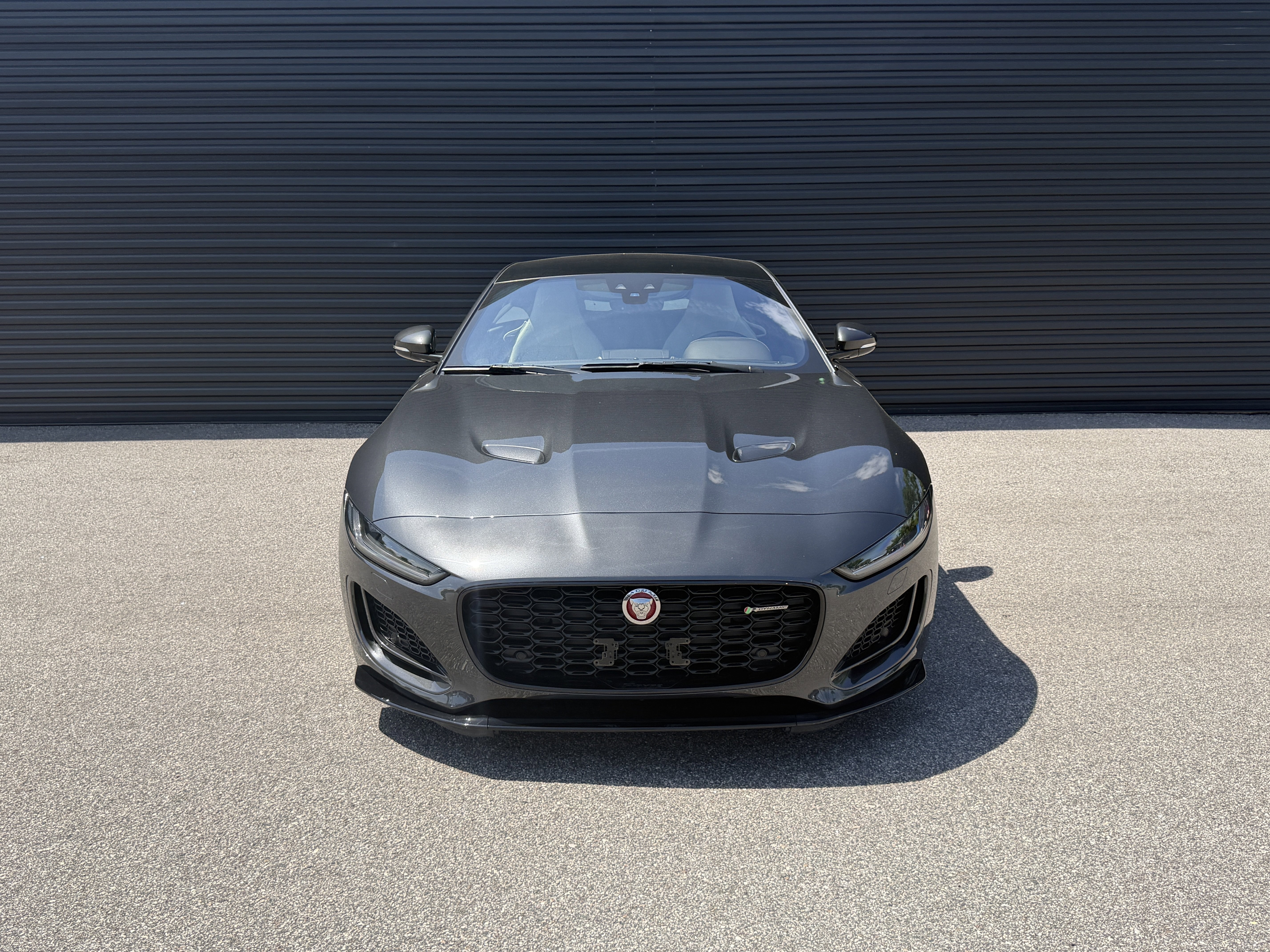 Used 2023 Jaguar F-TYPE R-Dynamic image 6