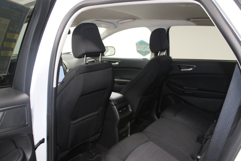 Used 2024 Ford Edge SE image 22