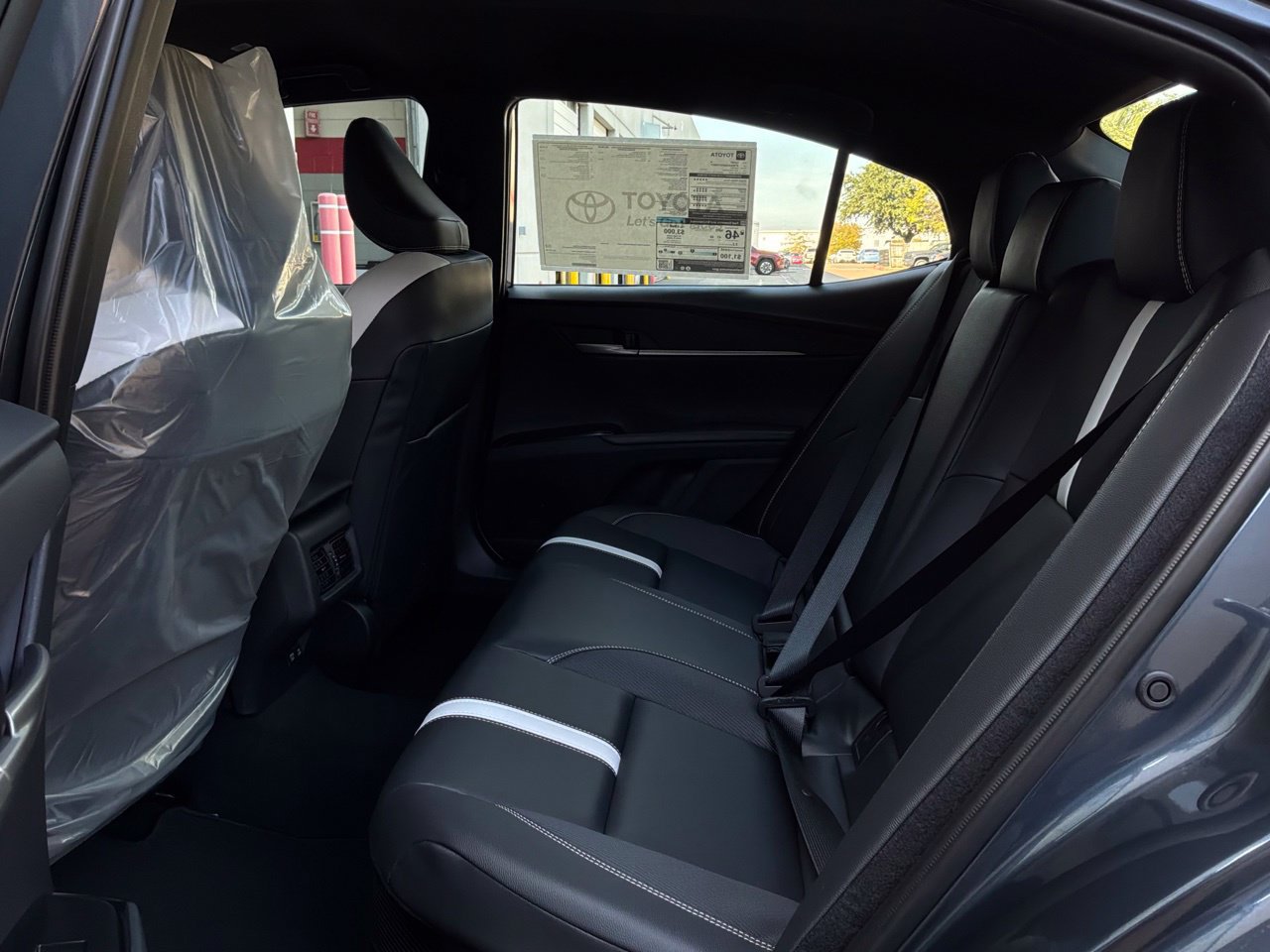 New 2026 Toyota Camry SE w/ Convenience Package FWD image 11
