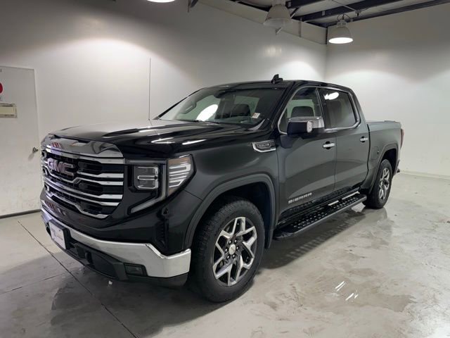 Certified 2022 GMC Sierra 1500 SLT w/ SLT Convenience Package AWD/4WD image 3