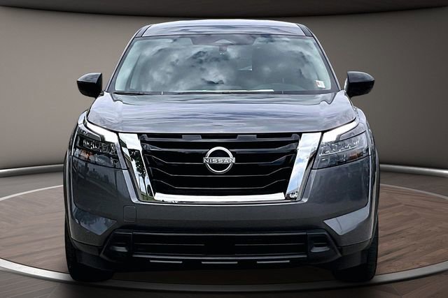 Certified 2024 Nissan Pathfinder S FWD image 3
