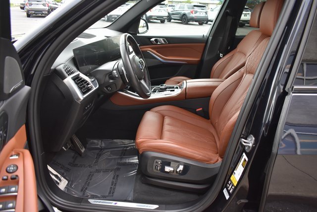 Used 2024 BMW X5 M60i image 13