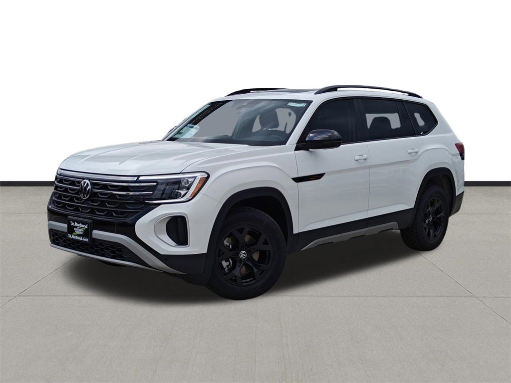 New 2025 Volkswagen Atlas Peak Edition SE
