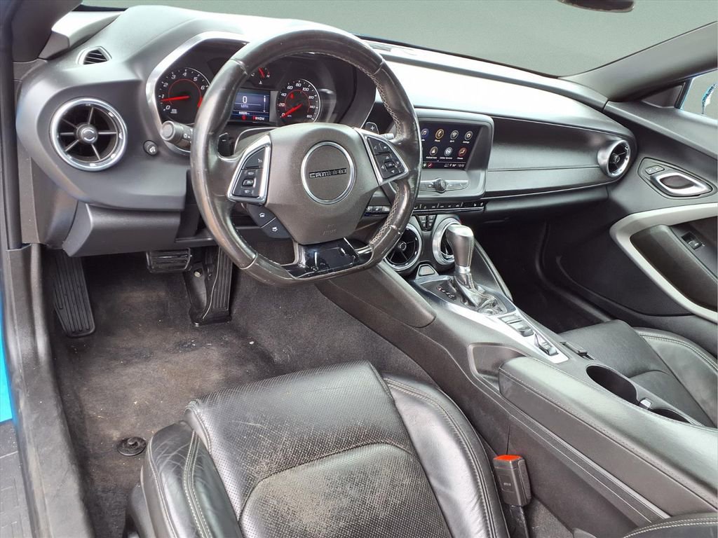 Used 2023 Chevrolet Camaro LT w/ RS Package image 10