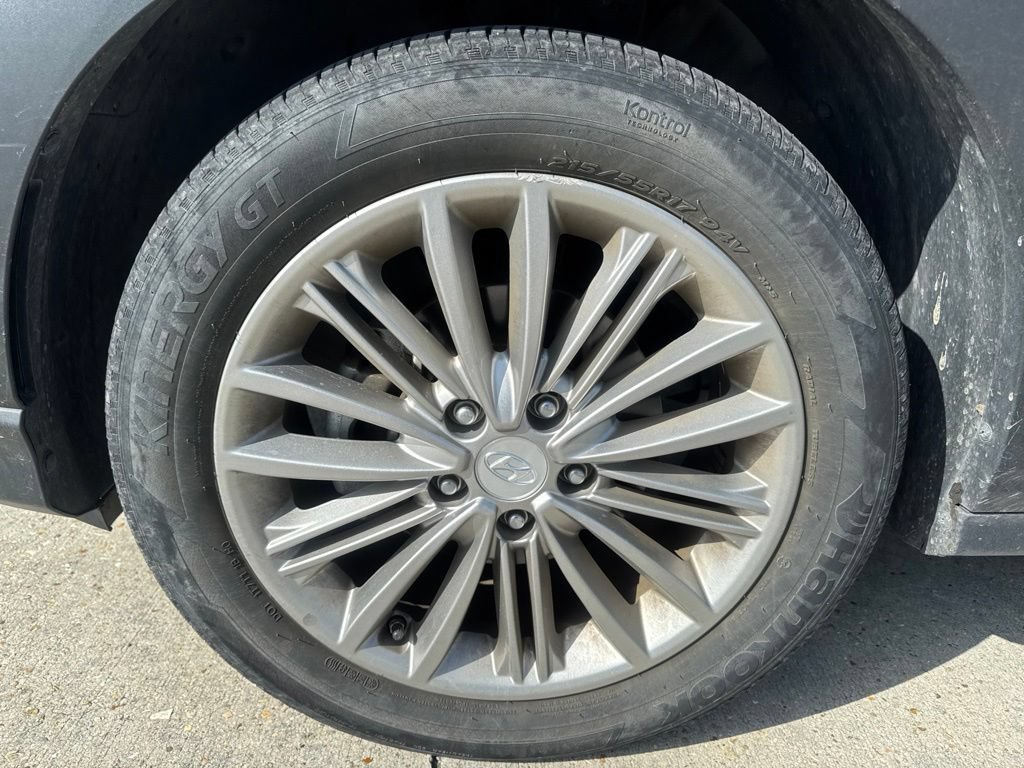 Used 2019 Hyundai Kona SEL FWD image 11