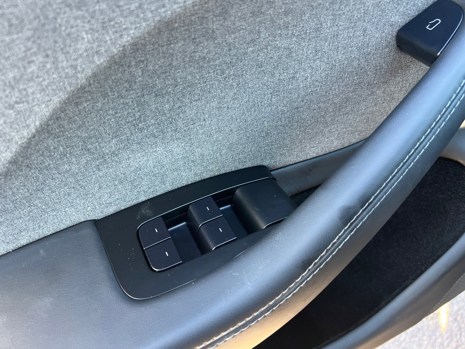 Used 2025 Tesla Model 3 Long Range image 16