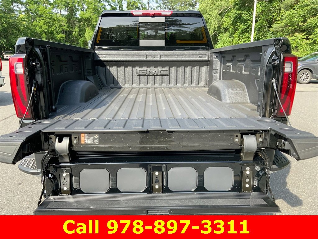 New 2025 GMC Sierra 2500 SLT w/ SLT Convenience Package image 25