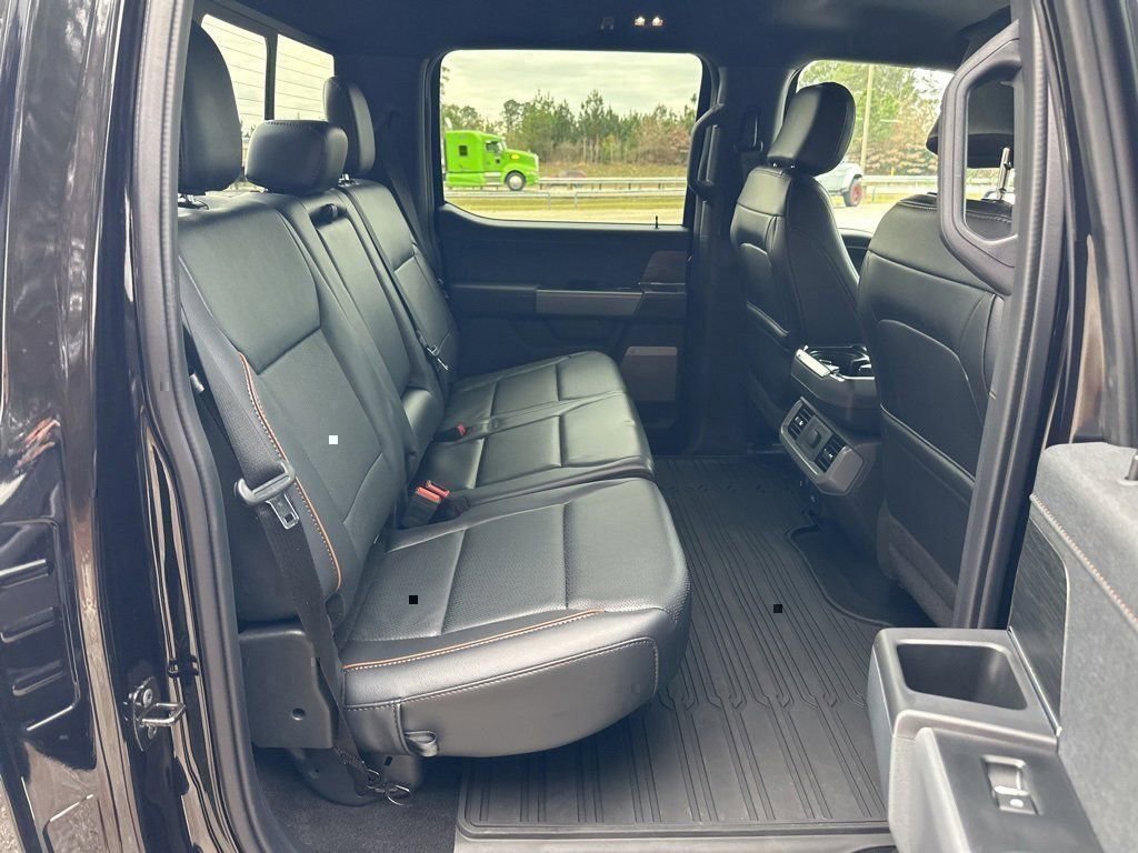 New 2024 Ford F150 Lariat w/ FX4 Off-Road Package AWD/4WD image 39
