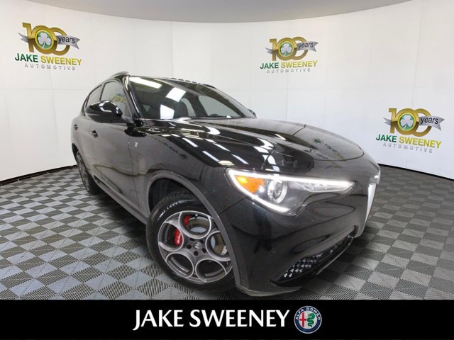 Used 2022 Alfa Romeo Stelvio Ti AWD/4WD image 10