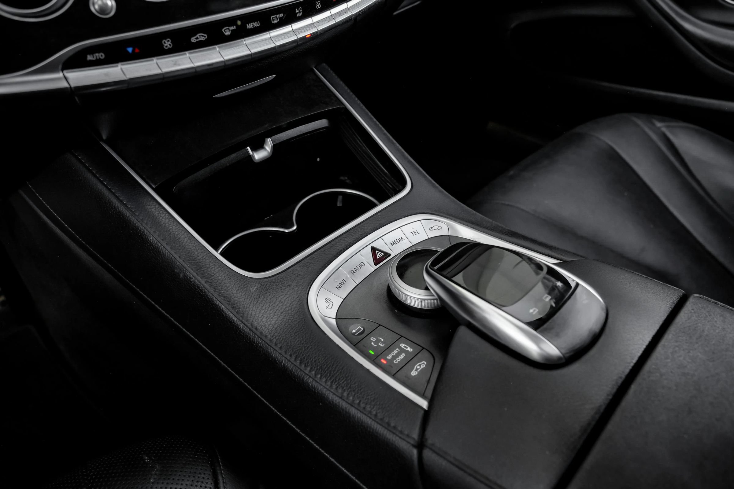 Used 2016 Mercedes-Benz S 550 4MATIC Sedan w/ Sport Package image 31