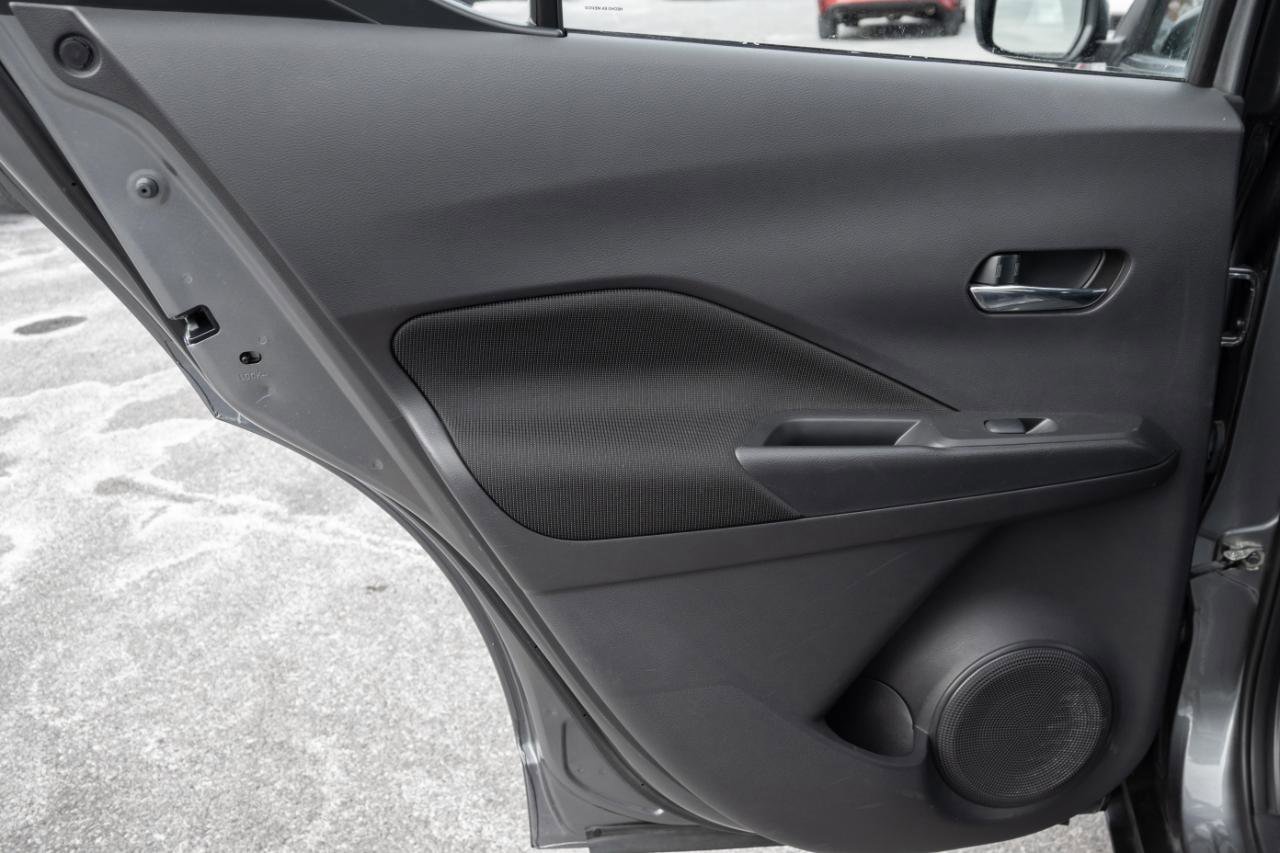 Used 2024 Nissan Kicks SV FWD image 15