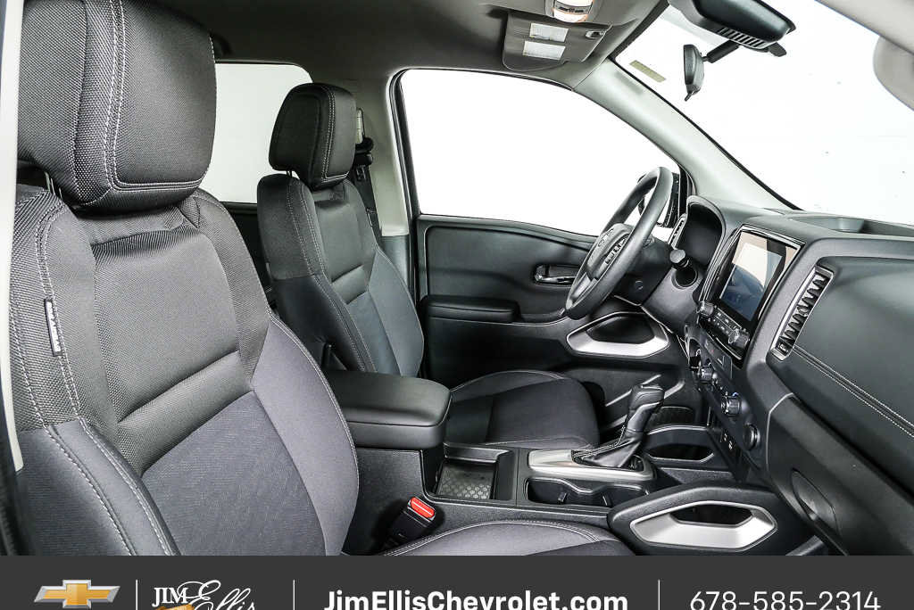 Used 2023 Nissan Frontier SV w/ Tow Package image 21