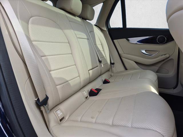 Used 2022 Mercedes-Benz GLC 300 image 22
