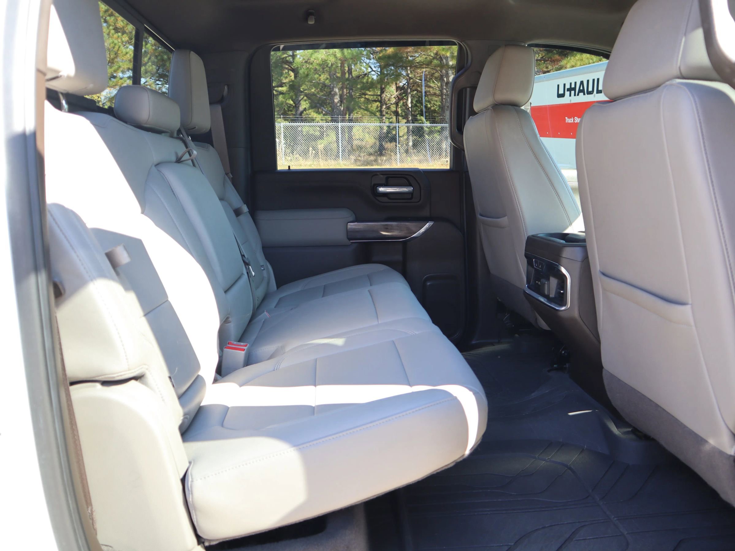 Used 2021 Chevrolet Silverado 2500 LTZ w/ LTZ Convenience Package image 14