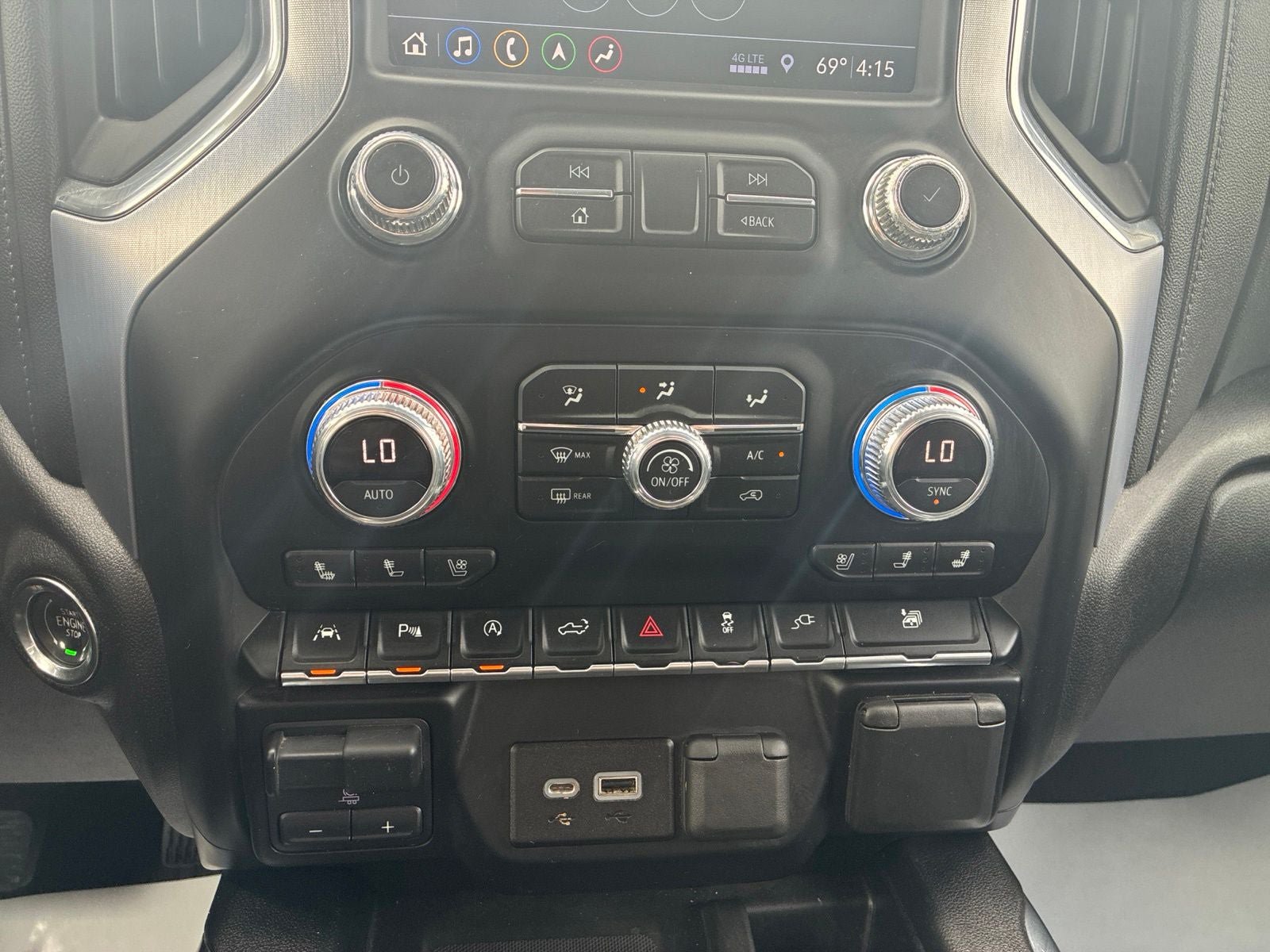 Used 2019 GMC Sierra 1500 SLT w/ SLT Premium Plus Package AWD/4WD image 24