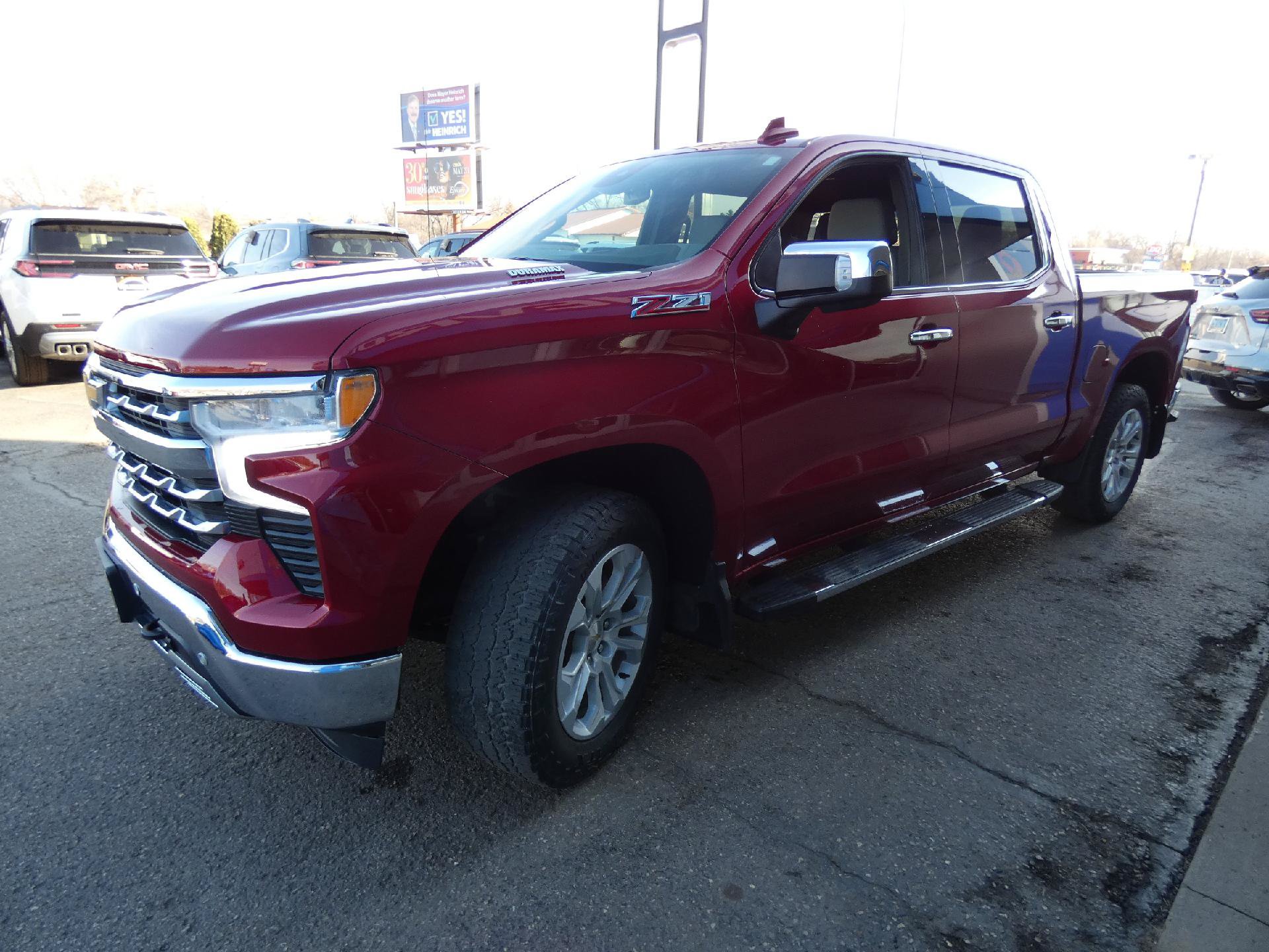 Certified 2023 Chevrolet Silverado 1500 LTZ w/ LTZ Premium Package AWD/4WD image 6
