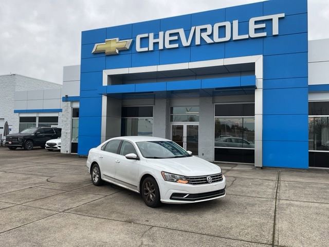 Used 2016 Volkswagen Passat 1.8T S