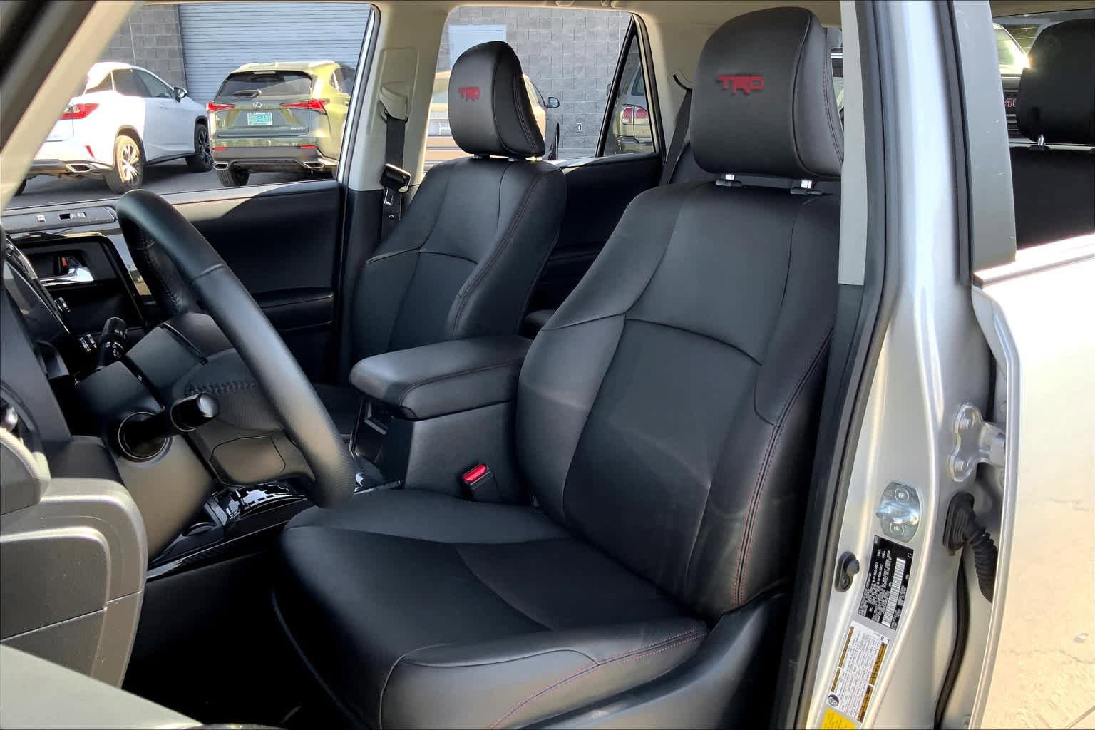 Used 2021 Toyota 4Runner TRD Off-Road Premium AWD/4WD image 8