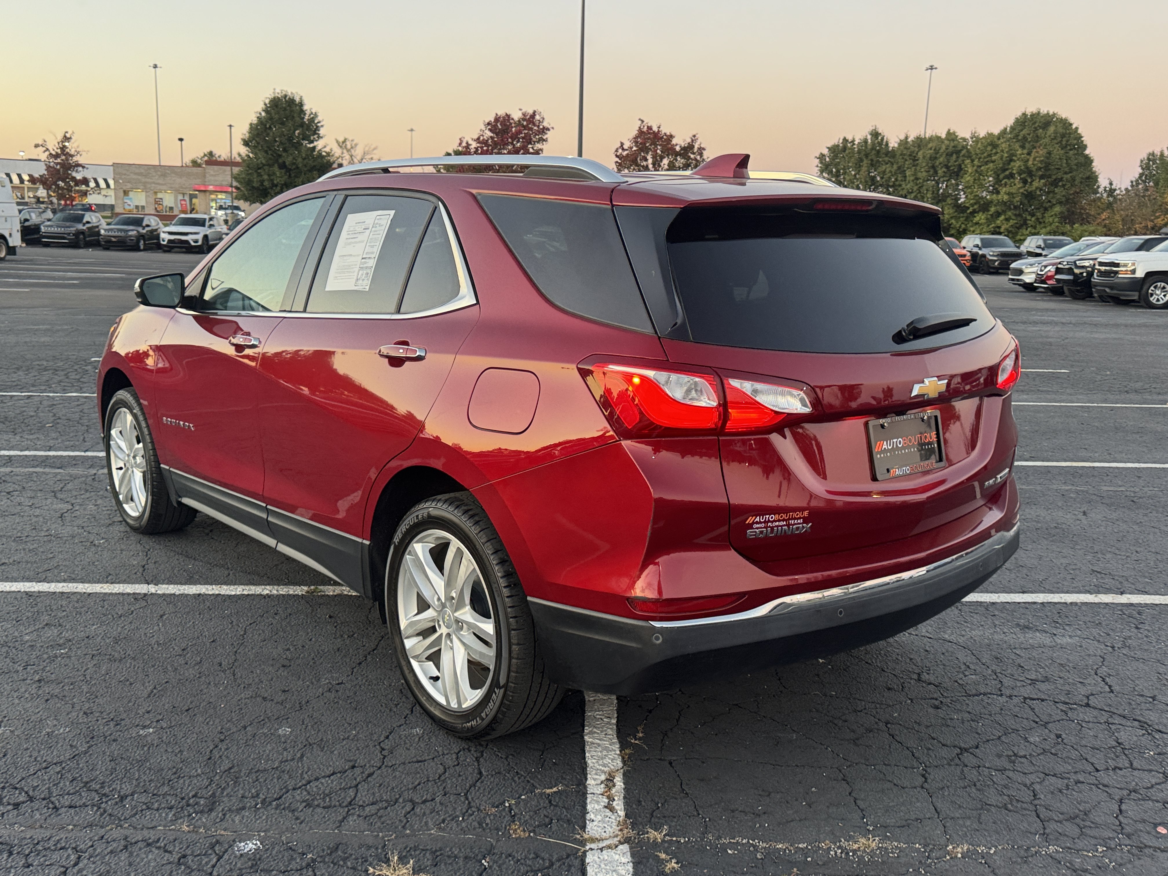 Used 2018 Chevrolet Equinox Premier AWD/4WD image 9
