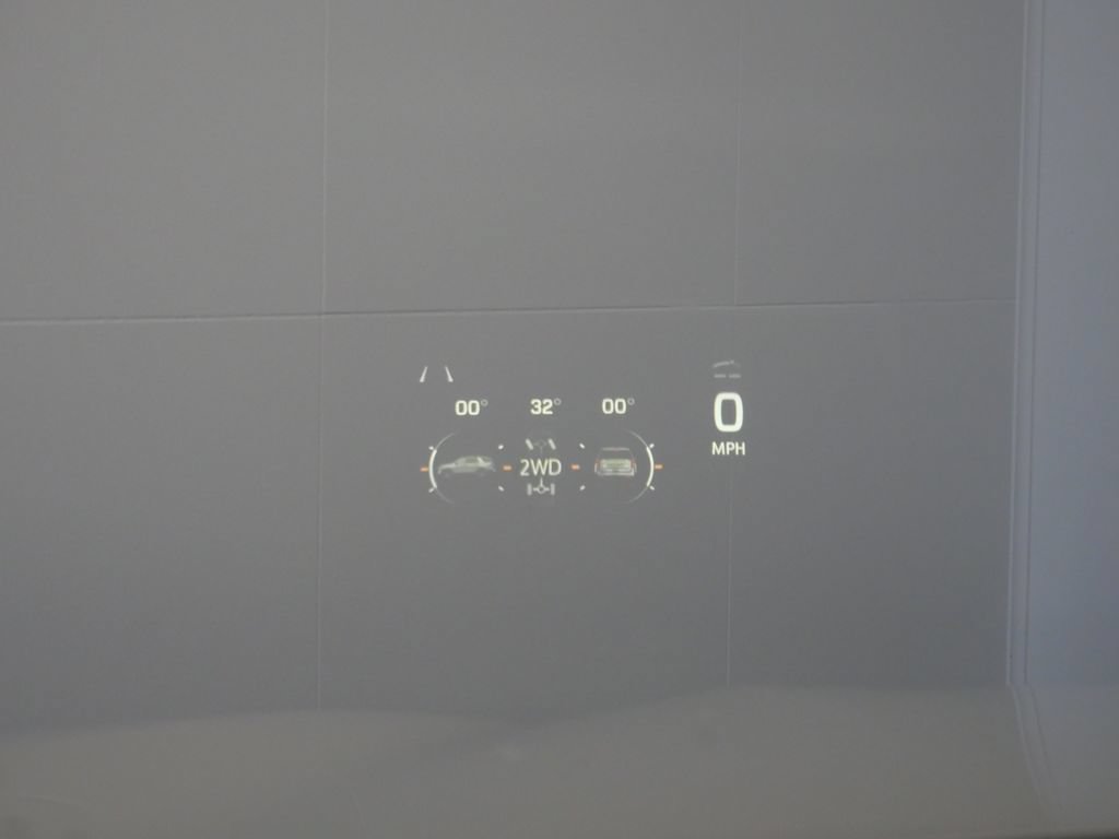 Used 2023 Chevrolet Tahoe High Country AWD/4WD image 33