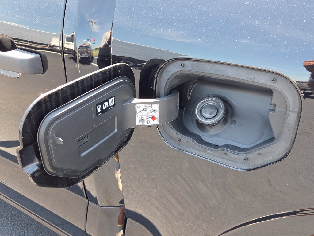 Used 2025 Ford F150 STX w/ Equipment Group 200A RWD image 13
