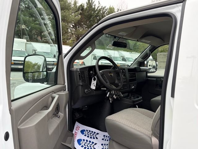 New 2026 Chevrolet Express 2500 w/ Driver Convenience Package RWD image 18