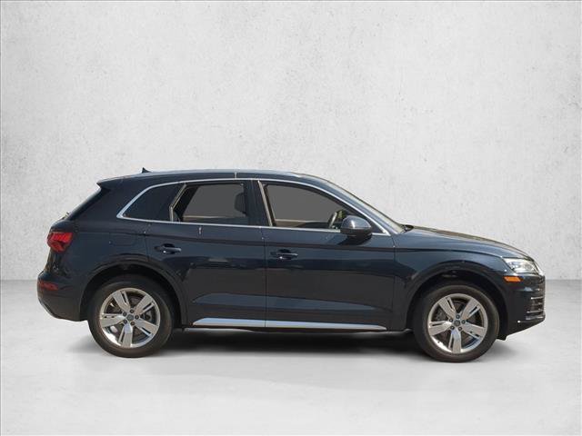 Used 2019 Audi Q5 2.0T Premium w/ Convenience Package AWD/4WD image 4
