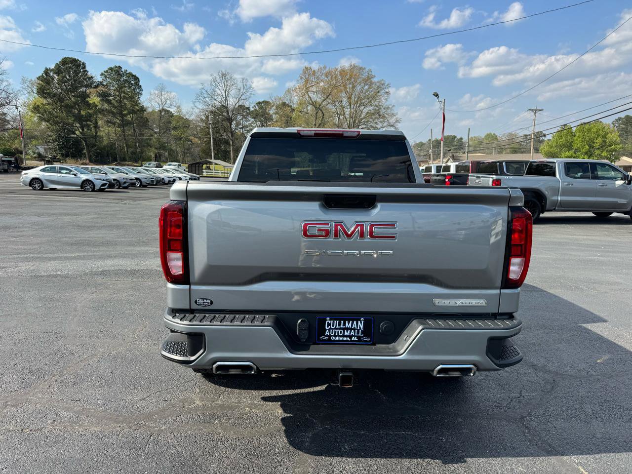 Used 2023 GMC Sierra 1500 Elevation AWD/4WD image 7