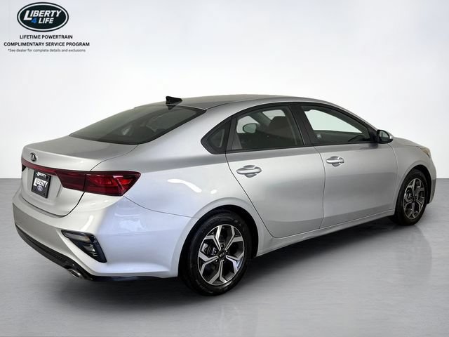 Used 2021 Kia Forte LXS FWD image 3