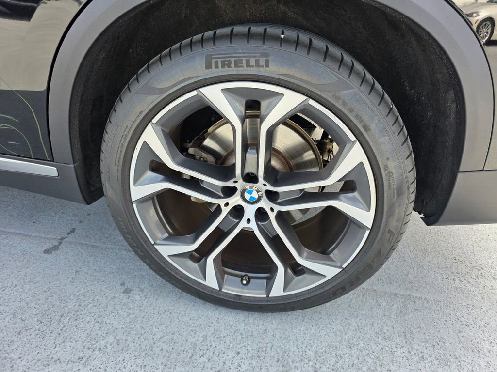 Certified 2023 BMW X5 xDrive40i w/ Premium Package AWD/4WD image 18