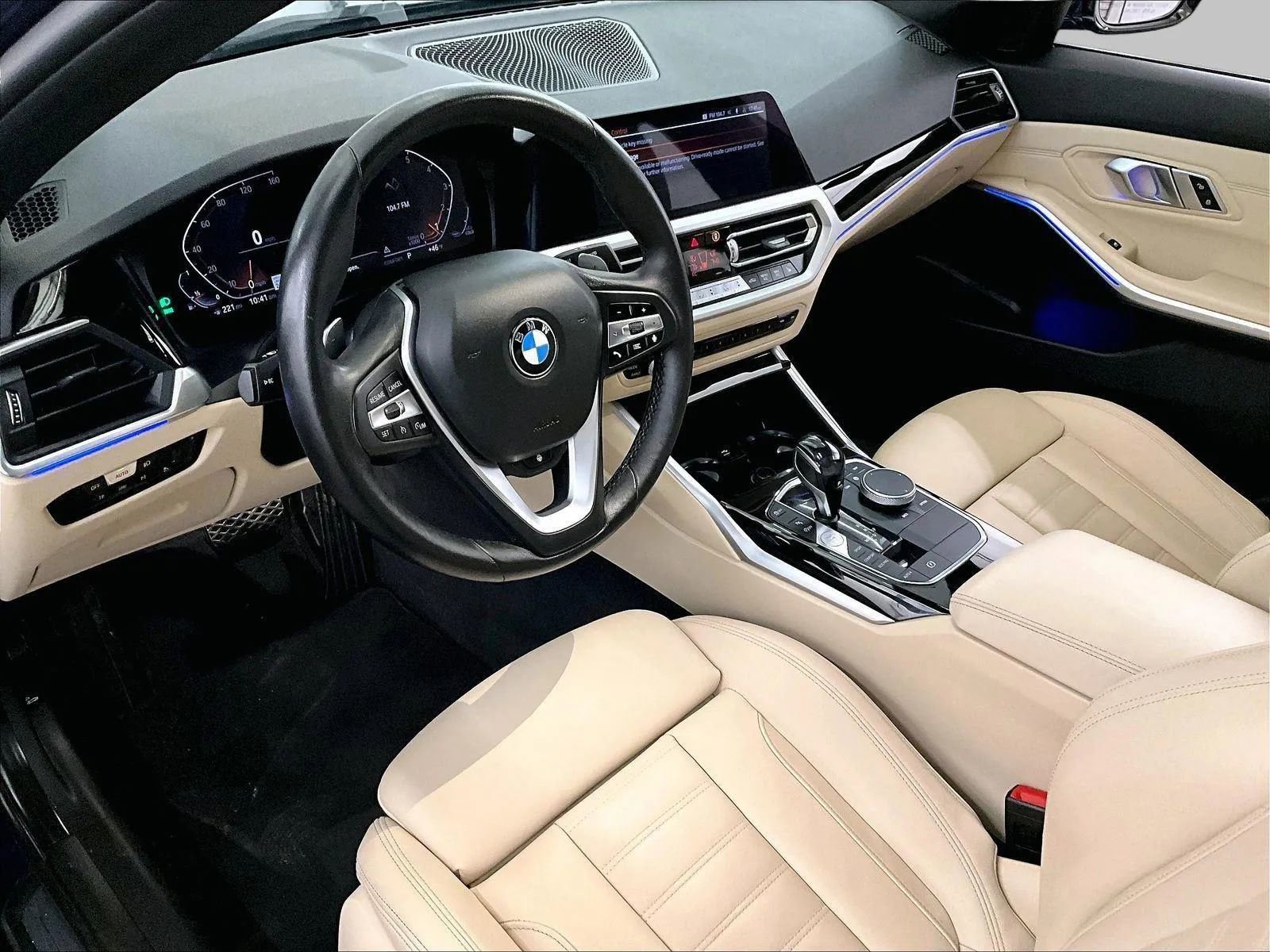 Used 2019 BMW 330i xDrive Sedan w/ Driving Assistance Package image 12