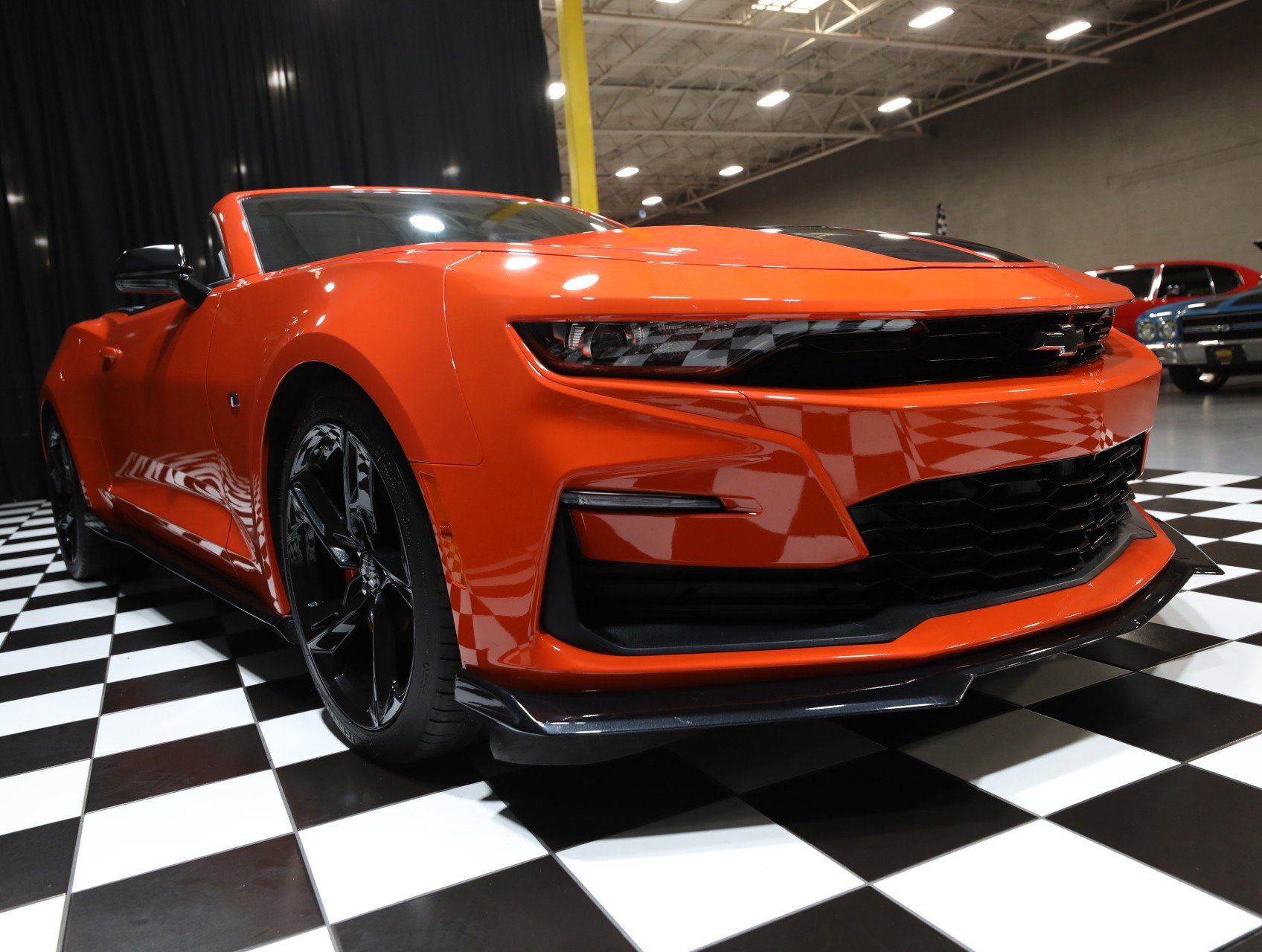 Used 2020 Chevrolet Camaro SS RWD image 23