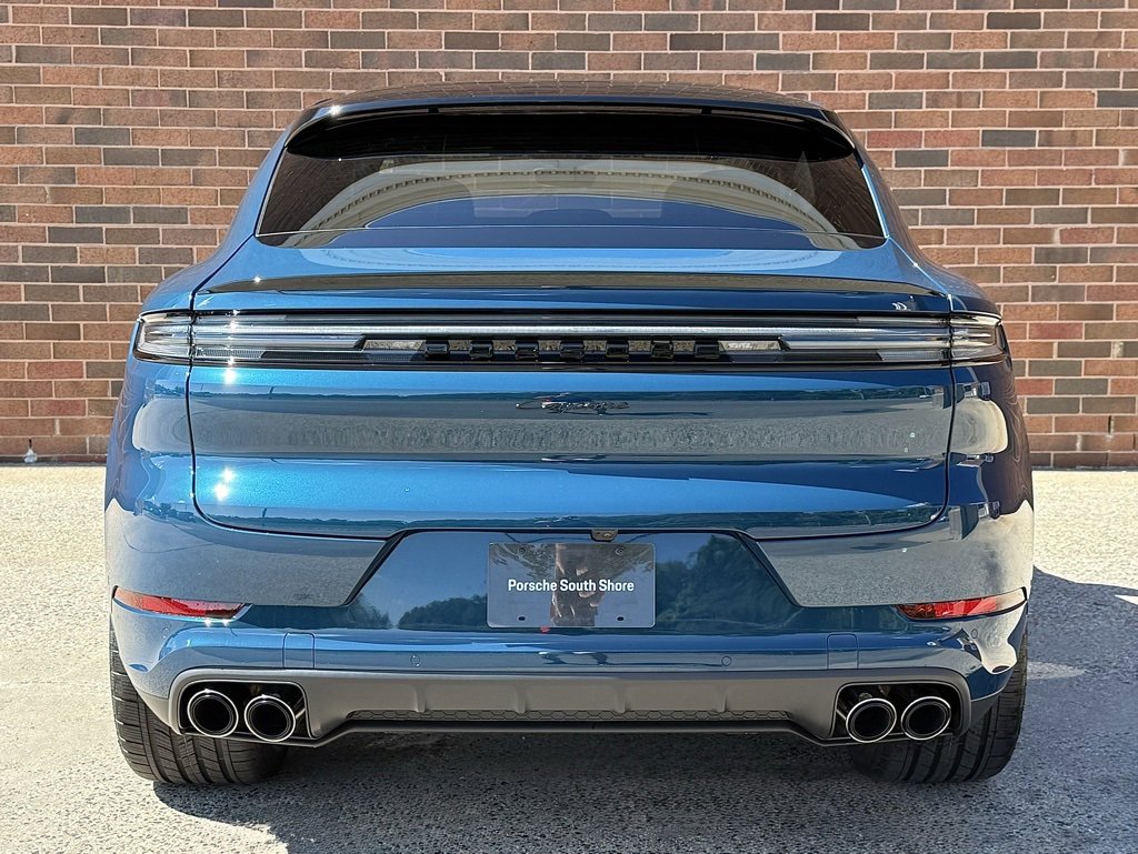 New 2026 Porsche Cayenne Coupe image 6