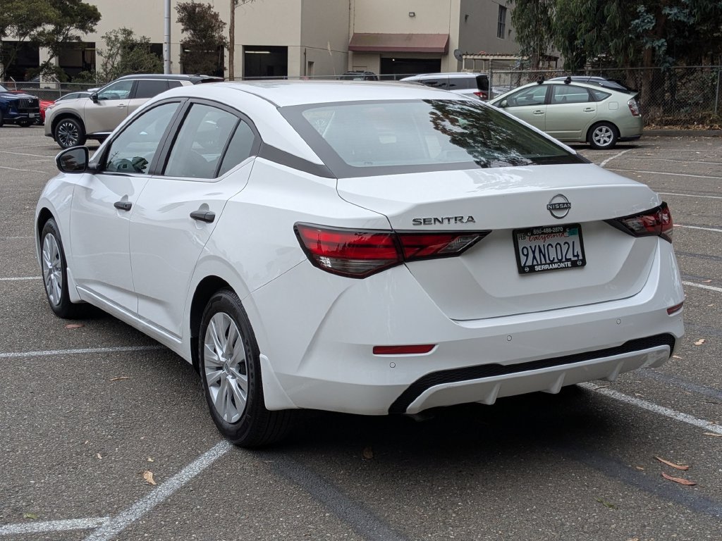 Certified 2025 Nissan Sentra S FWD image 7