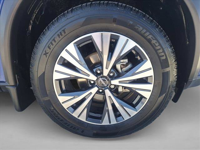 Used 2023 Nissan Rogue SV FWD image 21
