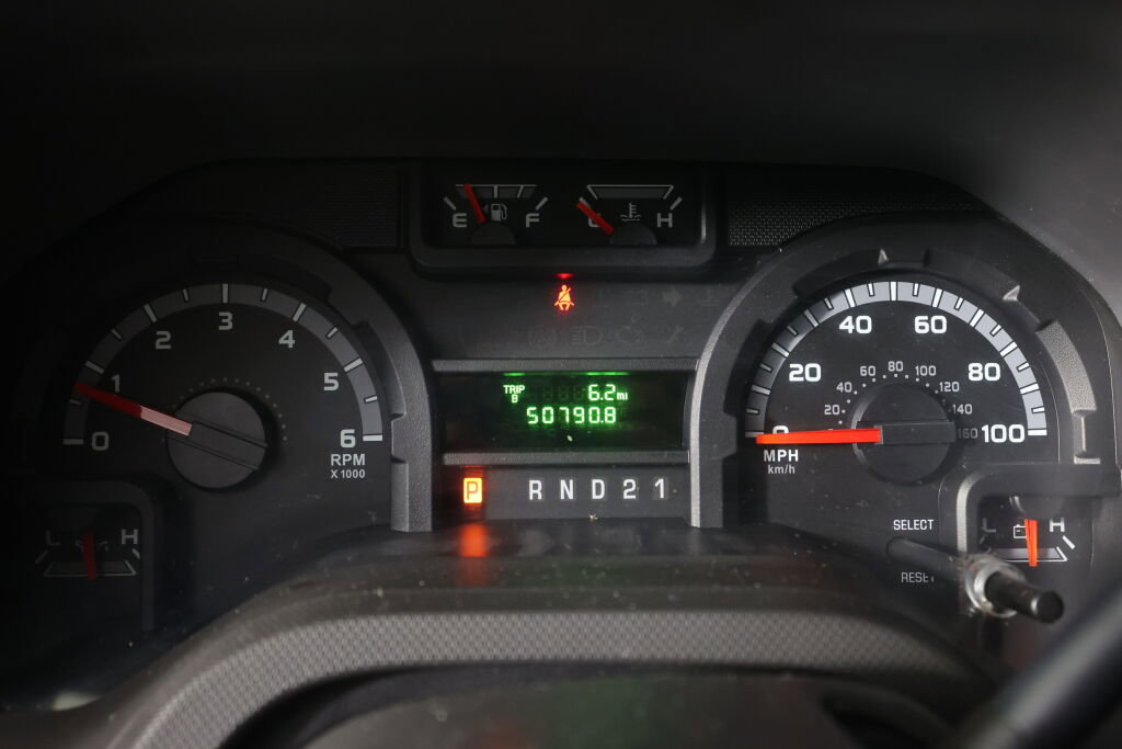 Used 2014 Ford E-150 and Econoline 150 w/ Power Group RWD image 21