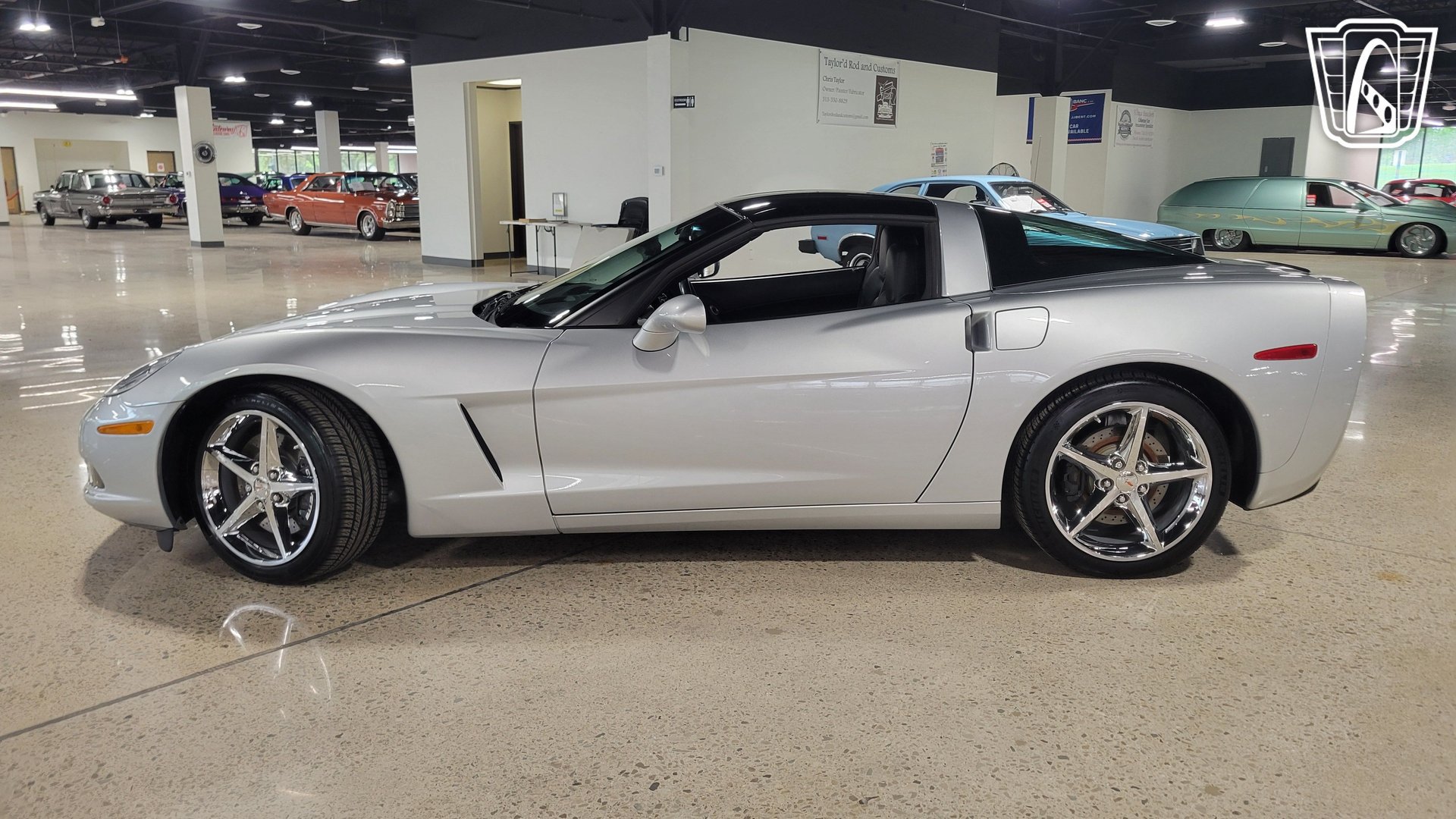 Used 2013 Chevrolet Corvette Coupe w/ 3LT Preferred Equipment Group RWD image 40